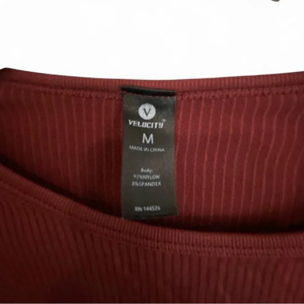 VELOCITY LONG SLEEVE RIBBED CROP TOP WORH CUT OUT RED BURGUNDY SIZE MEDIUM